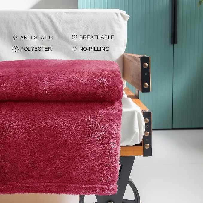 Exclusivo Mezcla Plush Fuzzy Fleece Throw Blanket Extra Large, Super Soft, Fluffy and Warm Blankets for Couch, Bed, Suitable for All Seasons (50x70 Inches, Deep Red)