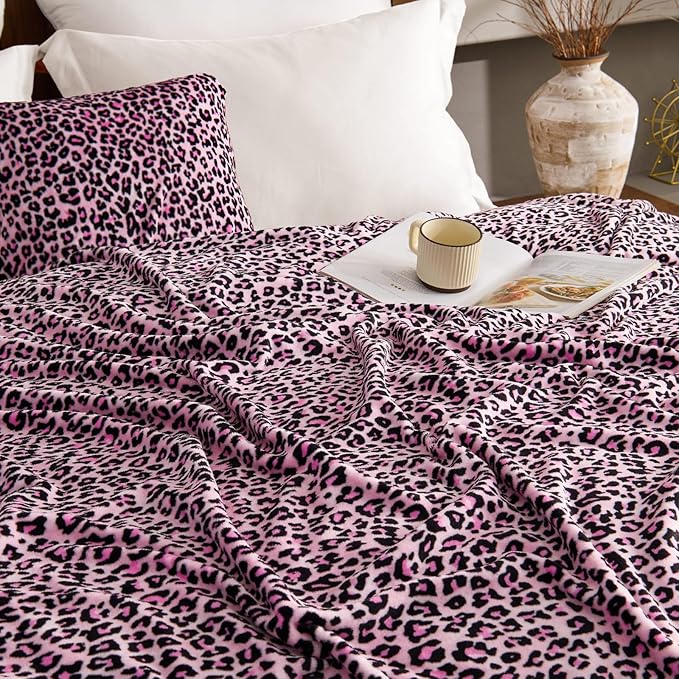 BEDELITE Pink Leopard Twin Size Blanket – Soft & Cozy Cheetah Blanket for Couch, Bed & Sofa, Lightweight Fleece Animal Print Decor, 60"x 80", Pink