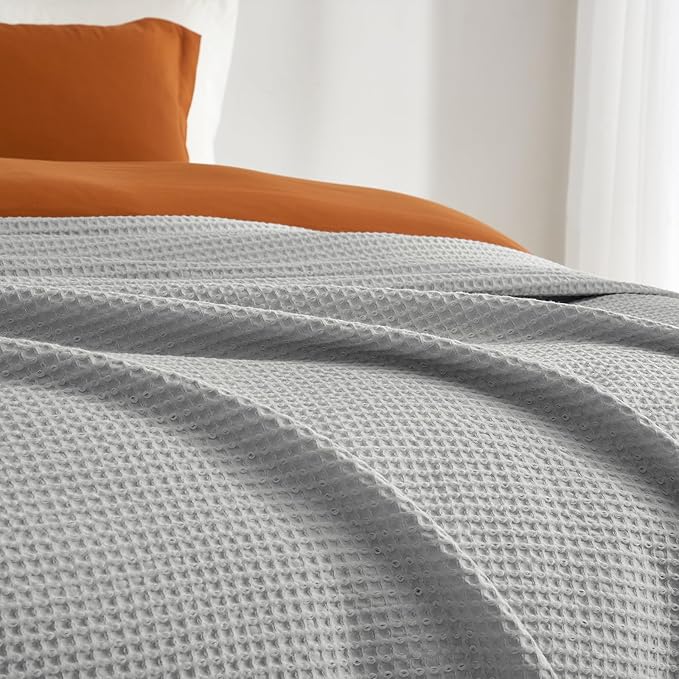 PHF 100% Cotton Waffle Weave Throw Blanket，Pre-Washed Snag Proof Lightweight Breathable Moisture-Wicking for Layering in Cold Weather for Couch Bed,Machine Washable,Home Decor Gift-Light Grey