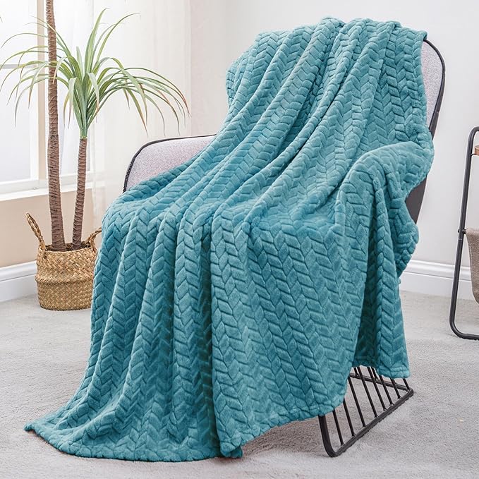 Exclusivo Mezcla Fleece Throw Blanket for Couch, 50x70 Inches Soft Cozy Jacquard Flannel Blankets, Lightweight Fuzzy Plush Warm Throws for Winter, Slate Blue
