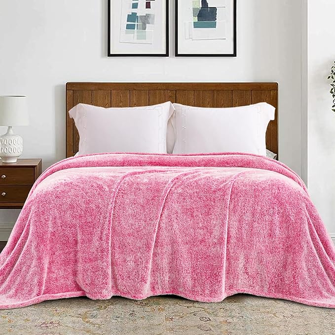 Exclusivo Mezcla Plush Fuzzy Fleece Throw Blanket Extra Large, Super Soft, Fluffy and Warm Blankets for Couch, Bed, Suitable for All Seasons (50x70 Inches, Mixed Hot Pink)
