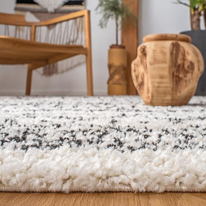 SAFAVIEH Arizona Shag Collection Area Rug - 6'7" x 9'2", Ivory & Black, Moroccan Design, Non-Shedding & Easy Care, 1.6-inch Thick Ideal for High Traffic Areas in Living Room, Bedroom (ASG741Z)