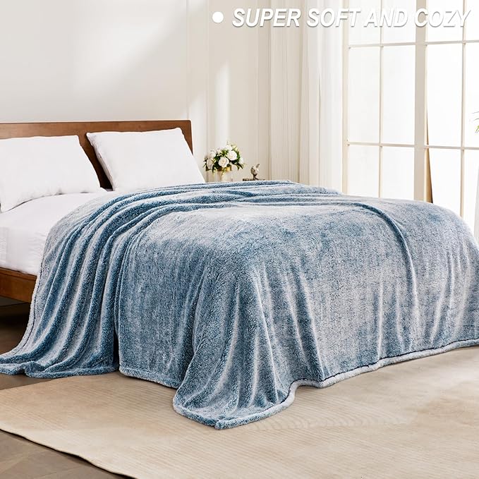 Exclusivo Mezcla Plush Fuzzy Fleece Bed Blanket King Size, Super Soft, Fluffy and Warm Blankets, Suitable for All Seasons (Mixed Teal, 90x104 Inches)