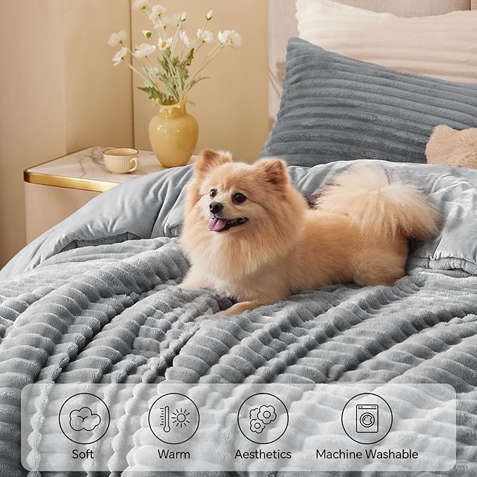 BEDELITE Fleece California King Comforter Set -Super Soft & Warm Fluffy Light Grey Bedding, Luxury Fuzzy Heavy Bed Set for Winter with 2 Pillow Cases