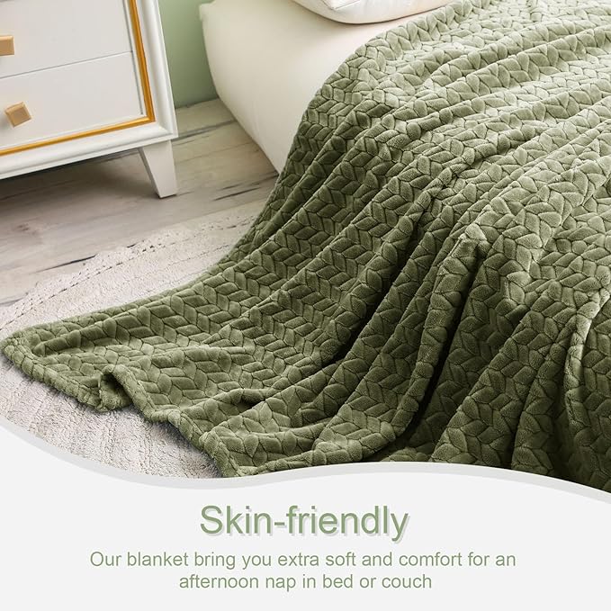 Exclusivo Mezcla Fleece King Size Blanket for Bed, 90x104 Inches Soft Cozy Jacquard Flannel Blankets, Lightweight Fuzzy Plush Warm for Winter, Olive Green