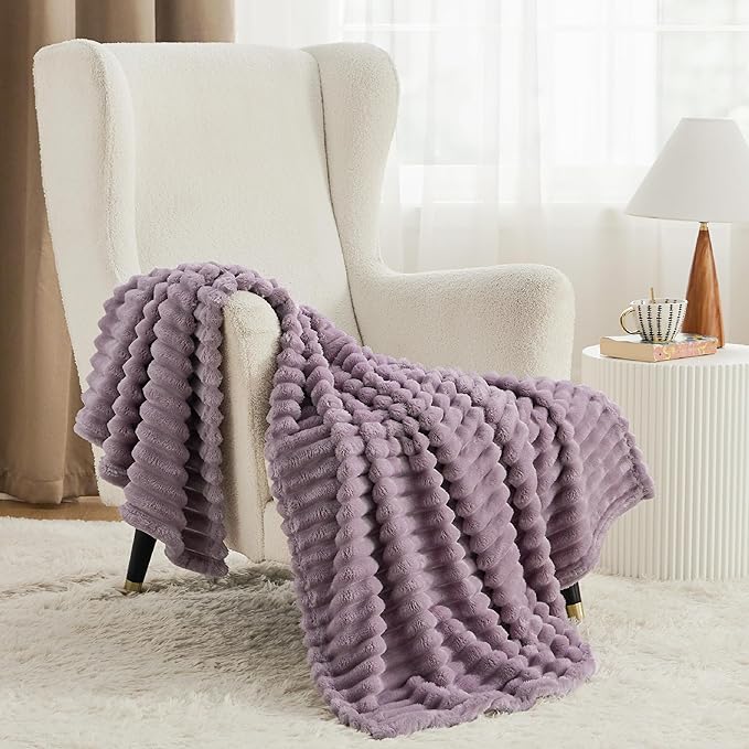 Bedsure GentleSoft Light Purple Throw Blanket for Couch - Cozy Soft Blankets for Women, Cute Small Throws for Girls, Purple, 50x60 Inches