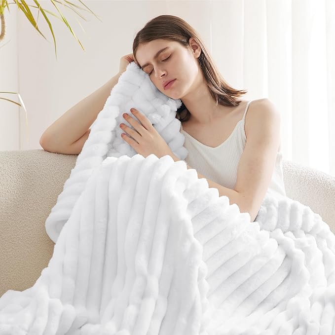 Bedsure GentleSoft White Throw Blanket for Couch - Cozy Soft Blankets for Women, Cute Small Throws for Girls, 50x60 Inches