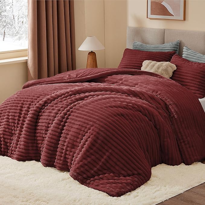 BEDELITE Fleece King Comforter Set -Super Soft & Warm Fluffy Burgundy Bedding, Luxury Fuzzy Heavy Bed Set for Winter with 2 Pillow Cases