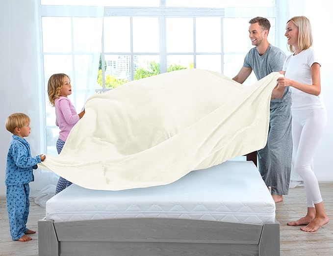 Utopia Bedding Fleece Blanket Twin Size Ivory 300GSM Luxury Anti-Static Fuzzy Soft Microfiber Bed Blanket (60x80 Inch)