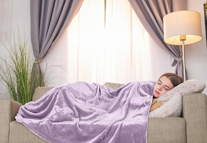 Utopia Bedding Fleece Blanket Throw Size Lilac 300GSM Luxury Anti-Static Fuzzy Soft Microfiber Blanket for Couch, Sofa and Bed (60x50 Inch)