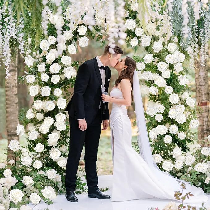 Ouddy Decor 50 Pcs Artificial White Roses Bulk Realistic Silk Roses with Long Stems Fake Roses Flowers for Wedding Bridal Bouquet DIY Table Centerpieces Arrangement Valentines Day Home Decor, White
