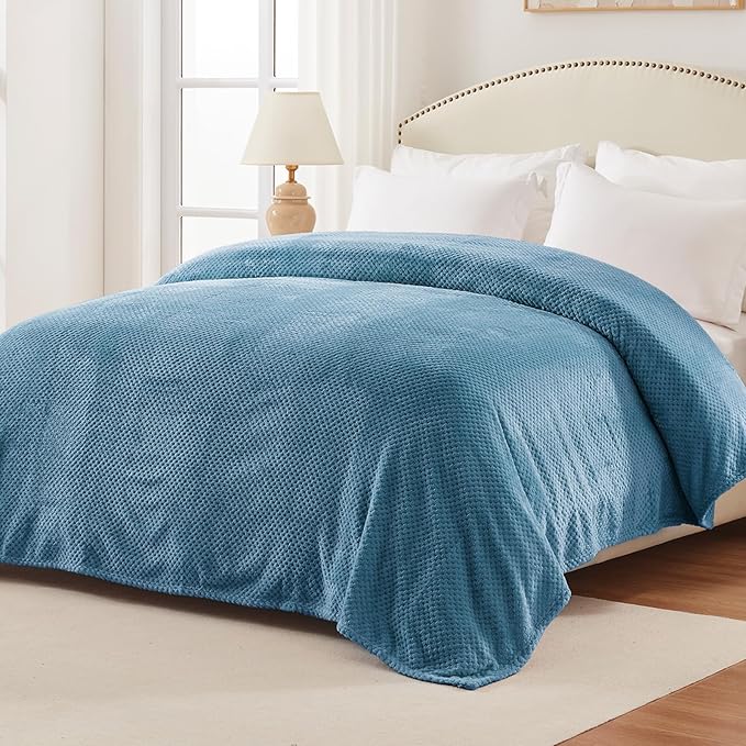 Exclusivo Mezcla Fleece Bed Blanket Twin Size, Super Soft and Warm Blankets for Couch, Sofa and Bed Waffle Textured, Cozy, Fuzzy and Lightweight (Slate Blue, 60x80 inches)
