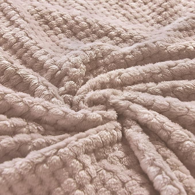 Exclusivo Mezcla Fleece Throw Blanket Extra Large, Super Soft and Warm Blankets for Couch, Sofa and Bed Waffle Textured, Cozy, Fuzzy and Lightweight (Camel, 50x70 Inches)