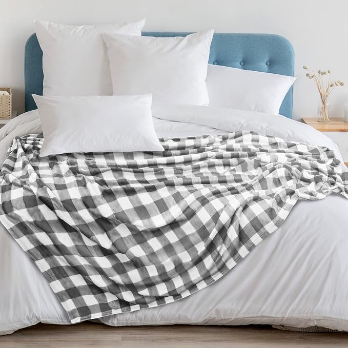 PAVILIA Light Grey Buffalo Plaid Throw Blanket for Couch, Soft Checkered Flannel Fleece Blanket for Sofa, Grey White Plaid Decorative Couch Throw, Warm Cozy All Season Fall Blanket Decor Gift, 50x60