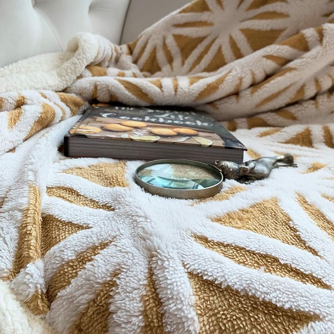 LOMAO Sherpa Fleece Blanket Fuzzy Soft Throw Blanket Dual Sided Blanket for Couch Sofa Bed (Yellow, 51''x63'')