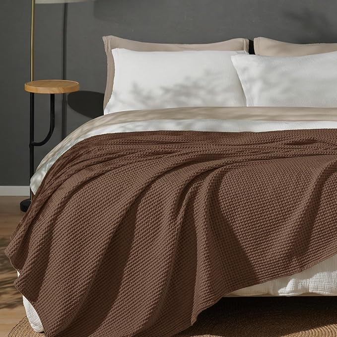 PHF 100% Cotton Waffle Weave Blanket King Size for Bed,Snag Proof Lightweight Breathable Moisture-wicking Throw for Couch,Great for Layering in Cold Weather,Machine Washable,Home Decor Gift-Cappuccino