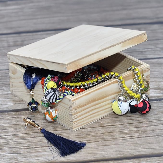 Wooden Storage Box Unpainted Plain | 6.37 x 6.37 x 2.83 in | Square Box with Lid | Perfect for Storing Valuables & Small Items in The Office or Bedroom | Jewelry Box