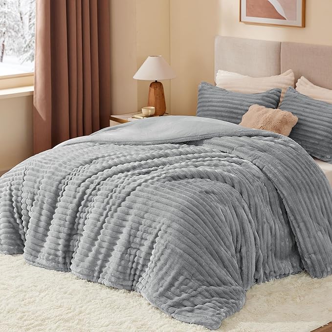 BEDELITE Fleece California King Comforter Set -Super Soft & Warm Fluffy Light Grey Bedding, Luxury Fuzzy Heavy Bed Set for Winter with 2 Pillow Cases