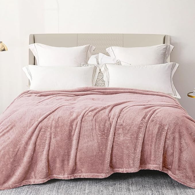 Exclusivo Mezcla Plush Fuzzy Fleece Bed Blanket King Size, Super Soft, Fluffy and Warm Blankets, Suitable for All Seasons (Dusty Pink, 90x104 Inches)