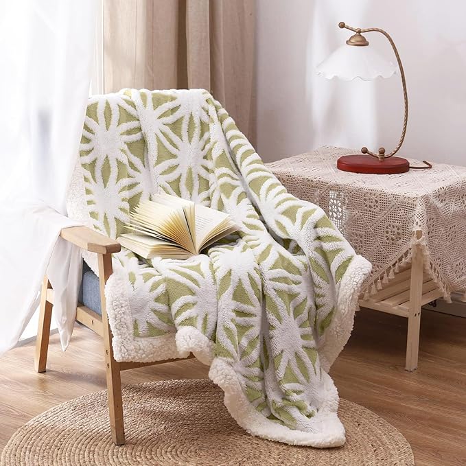 LOMAO Sherpa Fleece Blanket Fuzzy Soft Throw Blanket Dual Sided Blanket for Couch Sofa Bed (Fruit Green, 51"x63")