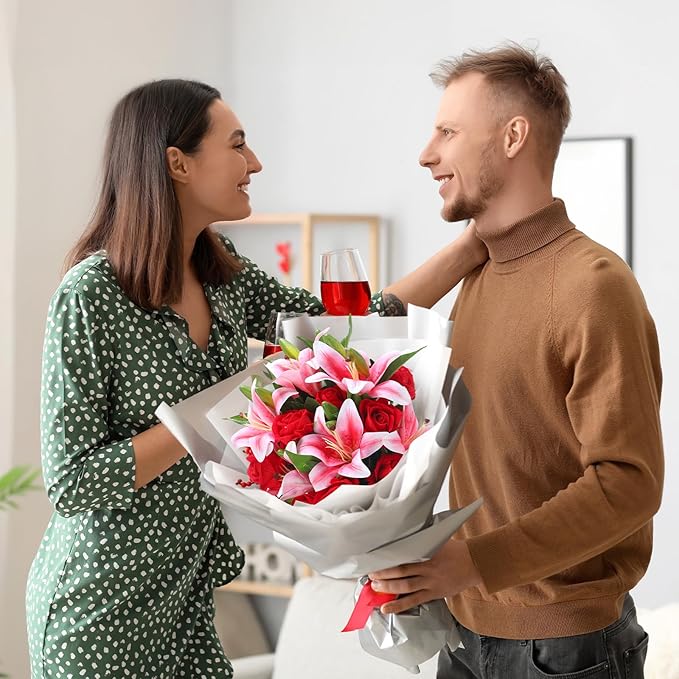 Hotop 20 Pcs Artificial Flowers Velvet Realistic Roses and Latex Lilies Flowers Bouquet Decorations Arrangements for Home Table Centerpieces Independence Day(Pink, Red)