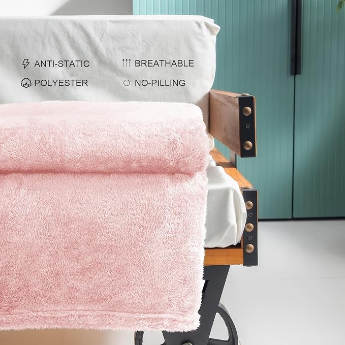 Exclusivo Mezcla Plush Fuzzy Fleece Throw Blanket Extra Large, Super Soft, Fluffy and Warm Blankets for Couch, Bed, Suitable for All Seasons (50x70 Inches, Light Pink)