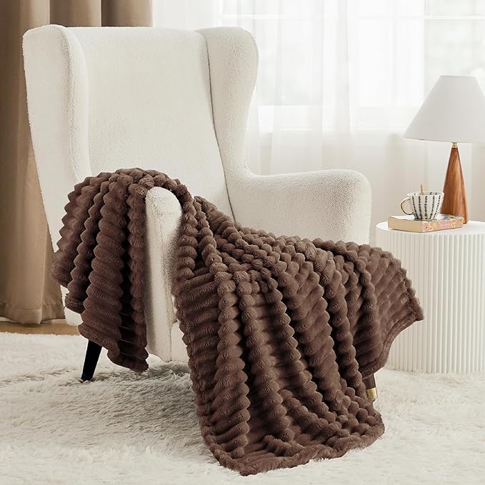 Bedsure GentleSoft Fondue Fudge Twin XL Blanket for Bed - Cozy Soft Blankets for Women, Cute Small Fleece Throws for Girls, Birthday Gifts for Women Day Decor Gifts for Mom, 66x90 Inches