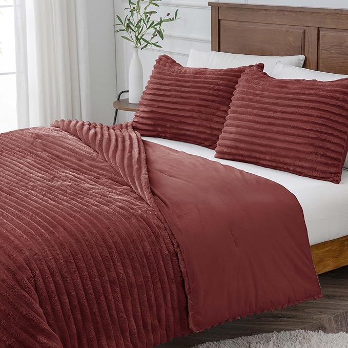 BEDELITE Fleece King Comforter Set -Super Soft & Warm Fluffy Burgundy Bedding, Luxury Fuzzy Heavy Bed Set for Winter with 2 Pillow Cases