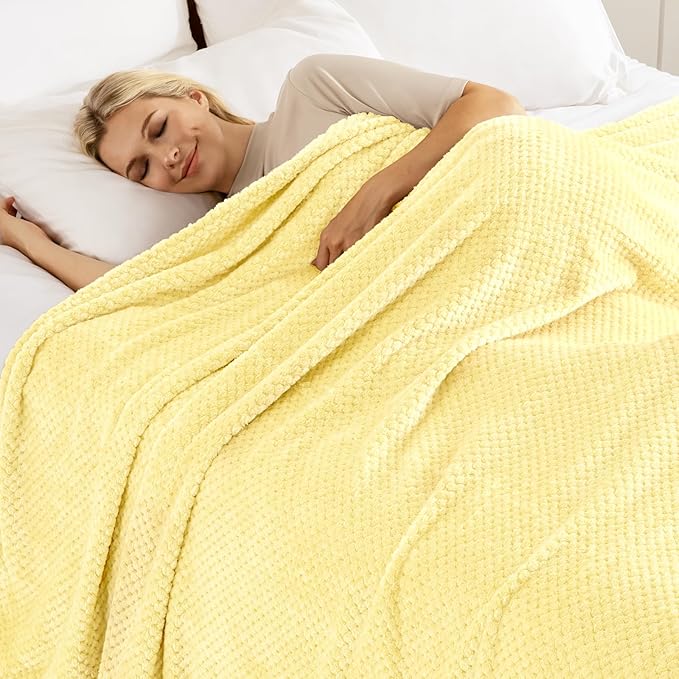 Exclusivo Mezcla Fleece Throw Blanket Extra Large, Super Soft and Warm Blankets for Couch, Sofa and Bed Waffle Textured, Cozy, Fuzzy and Lightweight (Light Yellow, 50x70 Inches)