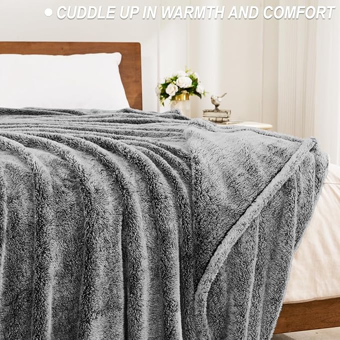 Exclusivo Mezcla Plush Fuzzy Fleece Throw Blanket Extra Large, Super Soft, Fluffy and Warm Blankets for Couch, Bed, Suitable for All Seasons (50x70 Inches, Mixed Black)