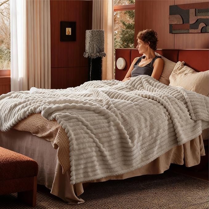 Bedsure GentleSoft King Size Blanket for Bed - Cozy Soft Blankets for Women, Cute Large Fleece Throws for Girls, Linen, 108x90 Inches