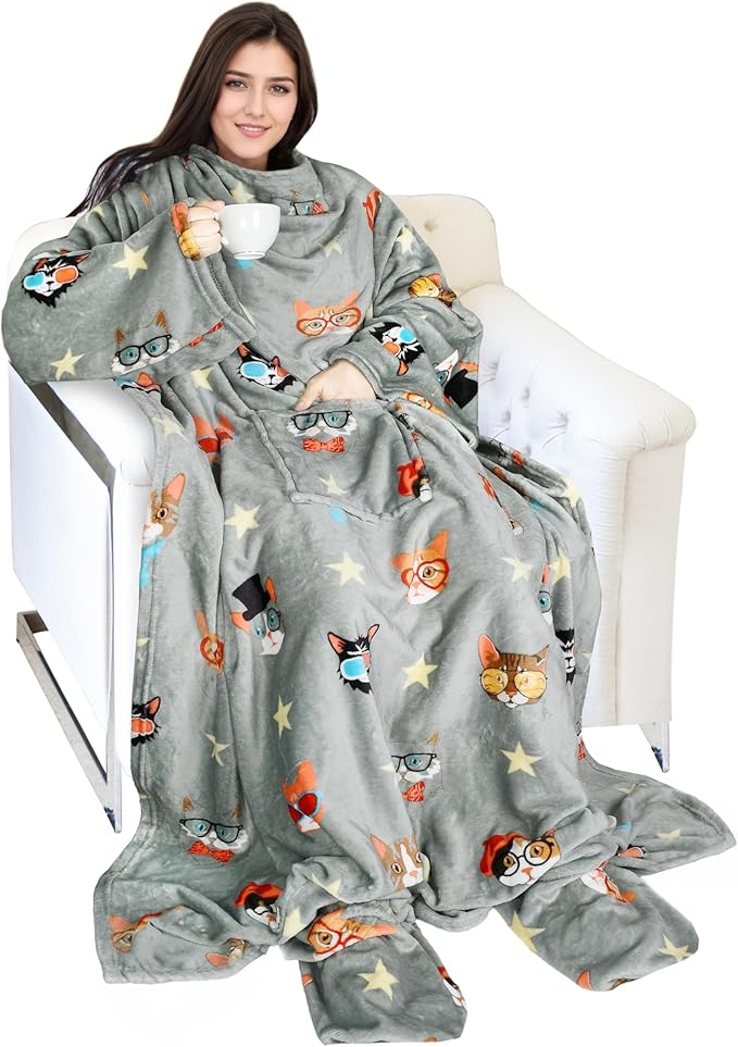 Catalonia Cat & Dog Print Wearable Blanket with Sleeves and Foot Pocket – Ultra-Soft Warm Fleece Long Throw Snuggly Blanket for Sleeping & TV Time – Cozy Christmas Gift for Women & Men