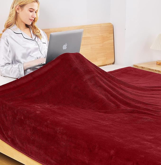 Fleece Queen Size Summer Blanket All Season 350GSM Lightweight Throw for The Bed Extra Soft Brush Fabric Winter Warm Sofa Blanket 90" x 90"(Red Queen)