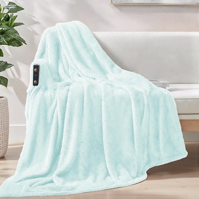 Exclusivo Mezcla Plush Fuzzy Fleece Throw Blanket Extra Large, Super Soft, Fluffy and Warm Blankets for Couch, Bed, Suitable for All Seasons (50x70 Inches, Mint Green)