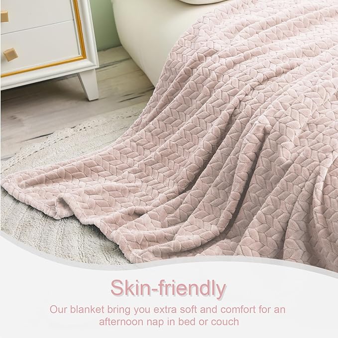 Exclusivo Mezcla Fleece Throw Blanket for Couch, 50x70 Inches Soft Cozy Jacquard Flannel Blankets, Lightweight Fuzzy Plush Warm Throws for Winter,Camel