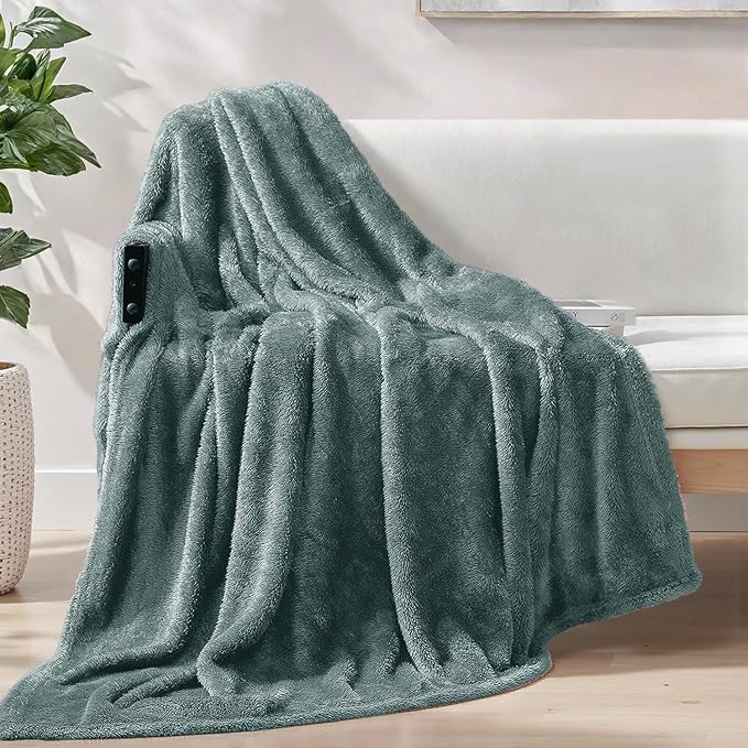 Exclusivo Mezcla Plush Fuzzy Fleece Throw Blanket Extra Large, Super Soft, Fluffy and Warm Blankets for Couch, Bed, Suitable for All Seasons (50x70 Inches, Celadon)