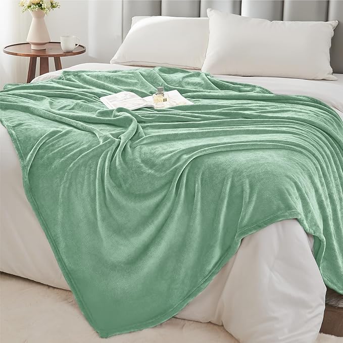BEDELITE Fleece Blanket Dusty Green Throw Blankets for Couch & Bed, Luxury Plush Cozy Fuzzy Blanket 50" x 60", Super Soft Warm Lightweight Throw Blanket for Travel Camping