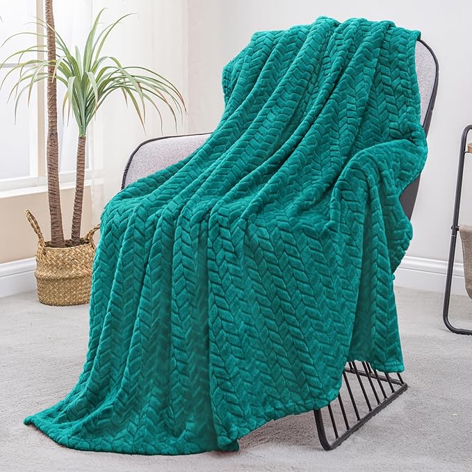 Exclusivo Mezcla Fleece Throw Blanket for Couch, 50x70 Inches Soft Cozy Jacquard Flannel Blankets, Lightweight Fuzzy Plush Warm Throws for Winter, Teal