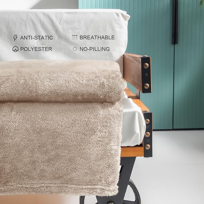 Exclusivo Mezcla Plush Fuzzy Fleece Throw Blanket Extra Large, Super Soft, Fluffy and Warm Blankets for Couch, Bed, Suitable for All Seasons (50x70 Inches, Camel)