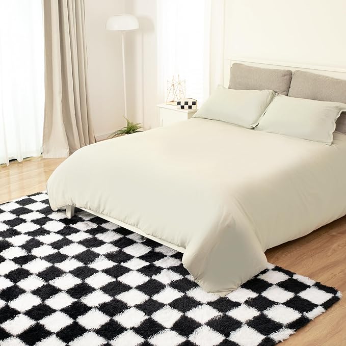 Super Soft Rug for Bedroom, 8x10 Ft Black and White Area Rug Classic Checkered Shaggy Anti-Skid High Pile Soft Fluffy Rug Fuzzy Carpet for Living Room Bedroom Kids Room Nursery, Dorm Home Decor