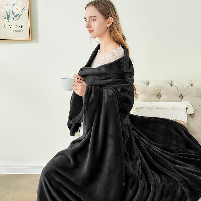 BEDELITE Fleece Blankets Queen Size for Bed, Luxury Plush Cozy Fuzzy Black Blanket 90x90 Inches, Super Soft Warm Lightweight Throw Blanket All Seasons Suitable