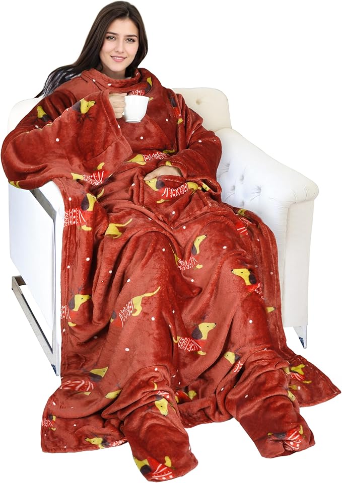 Catalonia Xmas Dachshund Print Wearable Blanket with Sleeves and Foot Pocket – Ultra-Soft Warm Fleece Long Throw Snuggly Blanket for Sleeping & TV Time – Cozy Christmas Gift for Women & Men