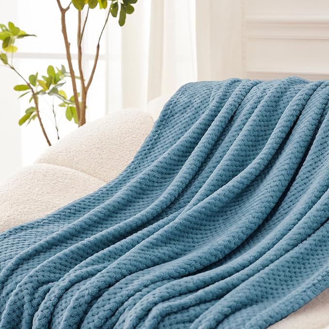 Exclusivo Mezcla Fleece Bed Blanket Twin Size, Super Soft and Warm Blankets for Couch, Sofa and Bed Waffle Textured, Cozy, Fuzzy and Lightweight (Slate Blue, 60x80 inches)