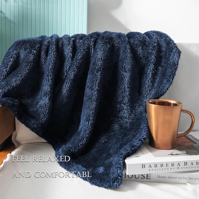 Exclusivo Mezcla Plush Fuzzy Fleece Bed Blanket King Size, Super Soft, Fluffy and Warm Blankets, Suitable for All Seasons (Navy Blue, 90x104 Inches)