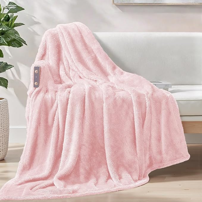 Exclusivo Mezcla Plush Fuzzy Fleece Throw Blanket Extra Large, Super Soft, Fluffy and Warm Blankets for Couch, Bed, Suitable for All Seasons (50x70 Inches, Light Pink)