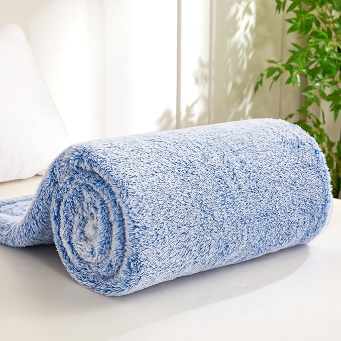 Exclusivo Mezcla Plush Fuzzy Fleece Throw Blanket Extra Large, Super Soft, Fluffy and Warm Blankets for Couch, Bed, Suitable for All Seasons (50x70 Inches, Mixed Cobalt Blue)