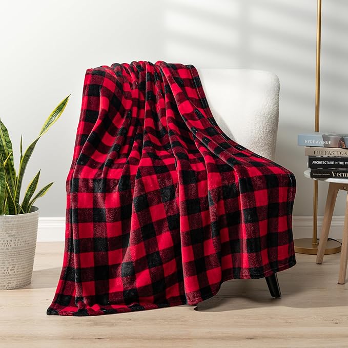 PAVILIA Black and Red Buffalo Plaid Fleece Throw Blanket for Couch, Soft Checkered Flannel Blanket for Sofa, Plaid Christmas Couch Throw Bed, Warm Cozy Decorative Blanket Fall Decor Gift, 60x80
