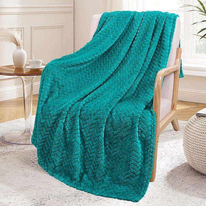 Exclusivo Mezcla Fleece Throw Blanket for Couch, 50x70 Inches Soft Cozy Jacquard Flannel Blankets, Lightweight Fuzzy Plush Warm Throws for Winter, Teal