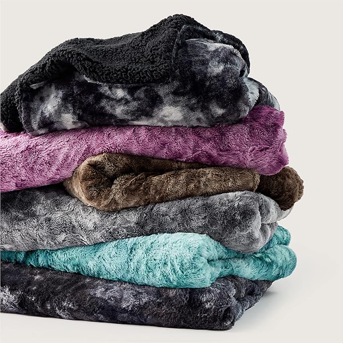 Bedsure GentleSoft Sherpa Fluffy Blanket King Size for Bed - Fleece Warm and Cozy for Women Gift, Plush & Fuzzy Faux Fur Christmas Blanket for Couch, Sofa Decor, Tie Dye Design, Purple, 108x90 Inches