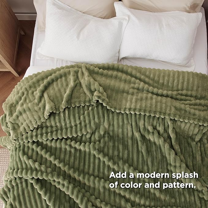 Bedsure GentleSoft Cypress Fleece Queen Blanket for Couch - Cozy Soft Blankets for Women, Cute Small Throws for Girls, 90x90 Inches
